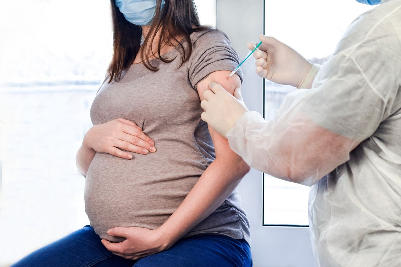 Lei 14151: afastamento de mulheres gestantes durante a pandemia do COVID-19